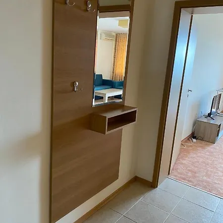 Apartament Village *