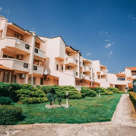 Village * Ravda